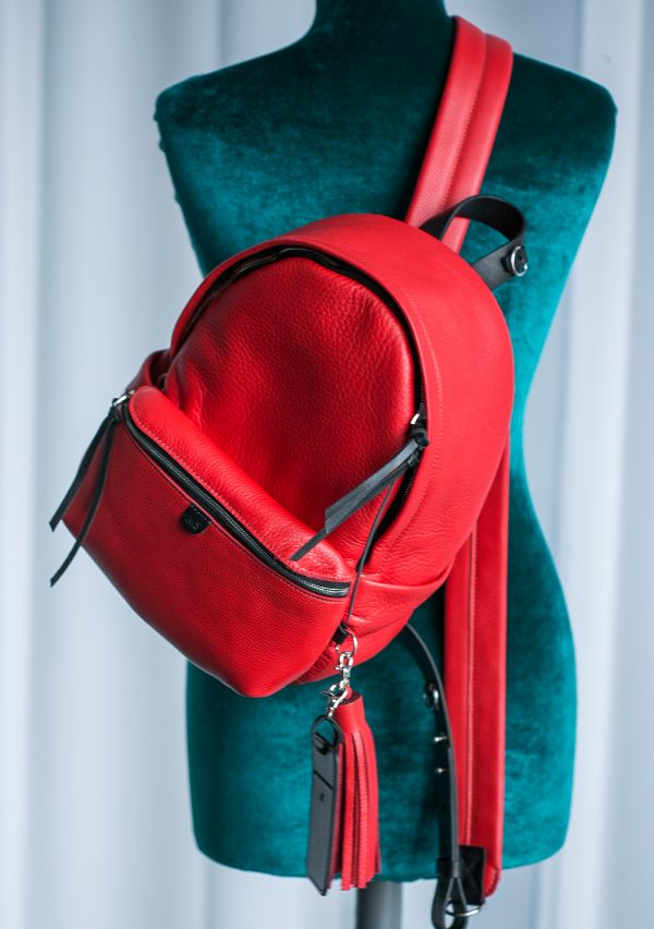 D0952831-21E4-4EC1-A4A3-401D46DBCCCD