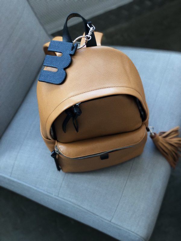 8C03248F-0893-40BA-B2B8-83BAB536EA05