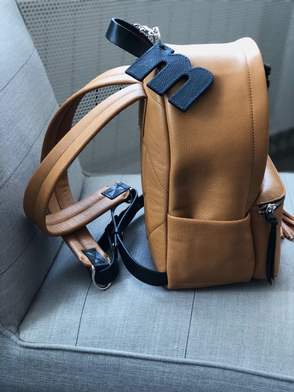 A24184E4-D6EA-4483-ADDC-2A90D085BB3F